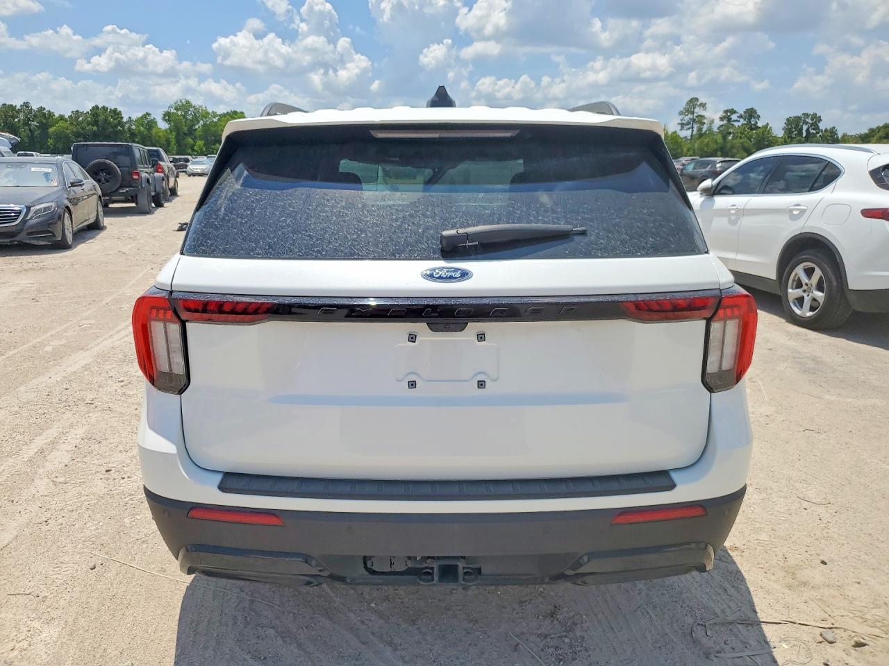 2025 Ford Explorer St-Line - Фото 6