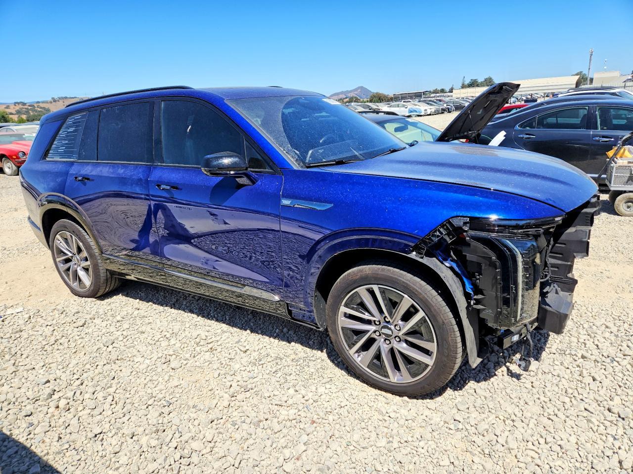 2026 Cadillac Vistiq Sport - Фото 4