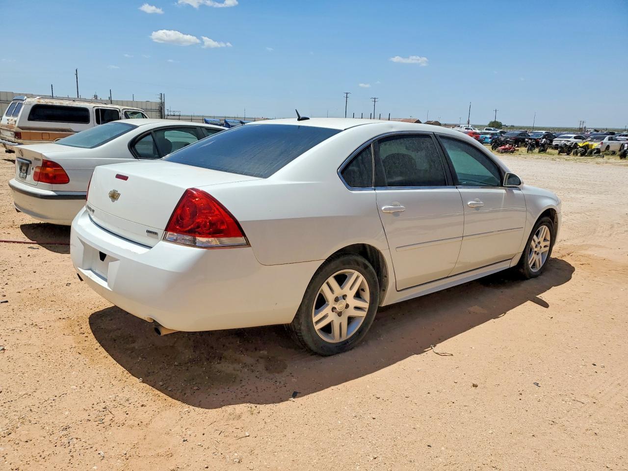 2015 Chevrolet Impala - Image 3