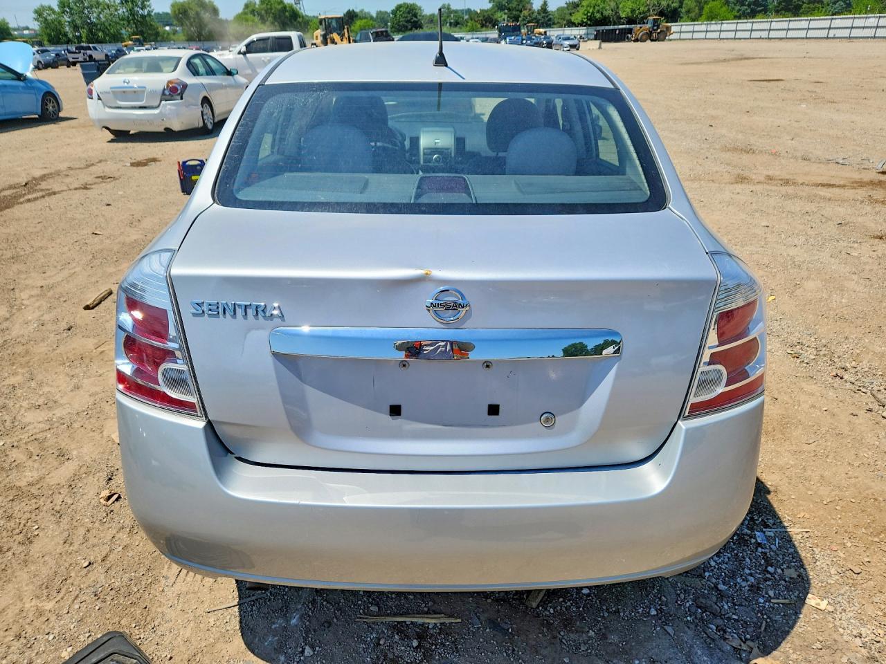 2012 Nissan Sentra 2.0 - Фото 6