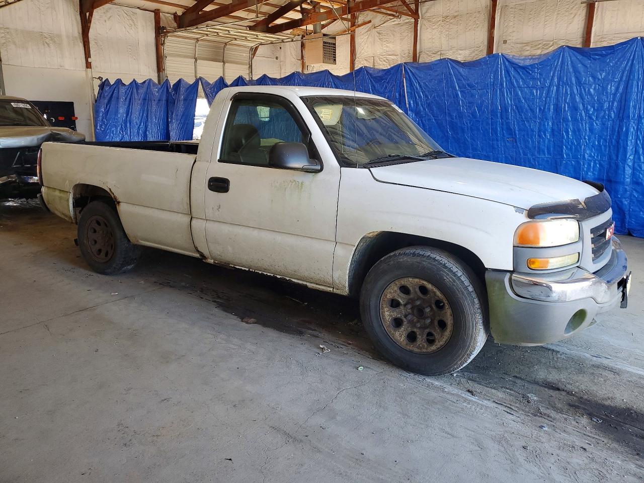 2006 GMC New Sierra C1500 - Image 4