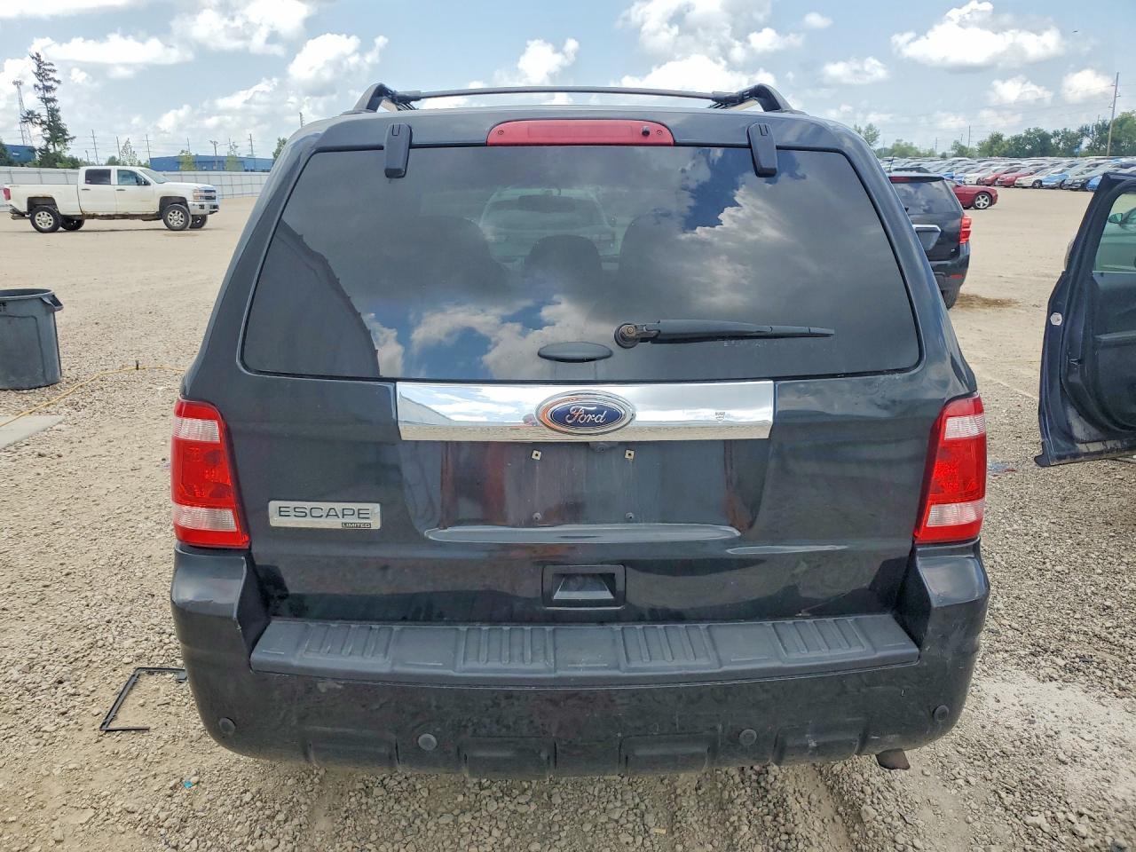 2012 Ford Escape Limited - Фото 6