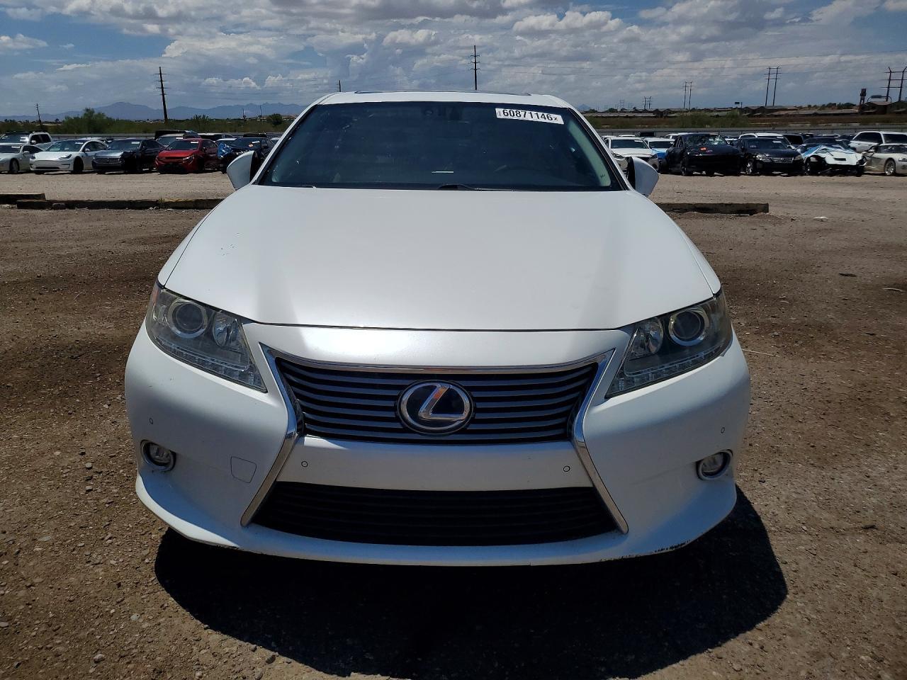 2014 Lexus Es 300H - Фото 5