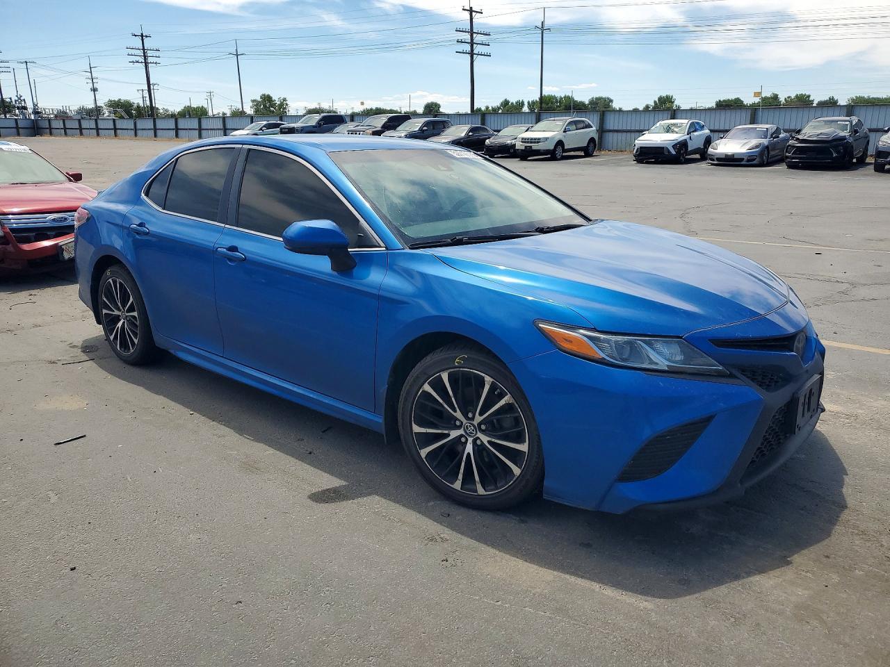 2018 Toyota Camry Se - Фото 4