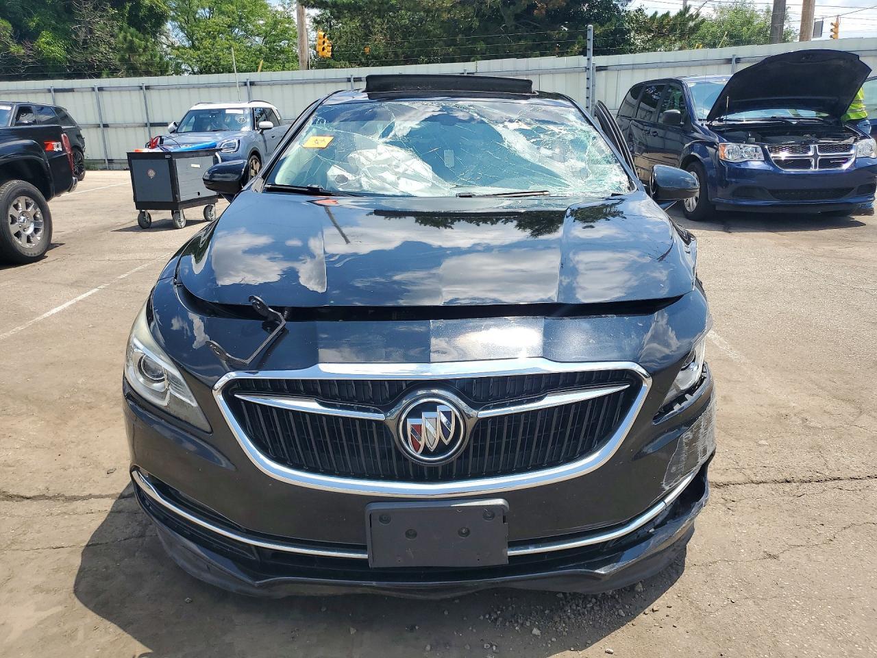2017 Buick Lacrosse Essence - Фото 5