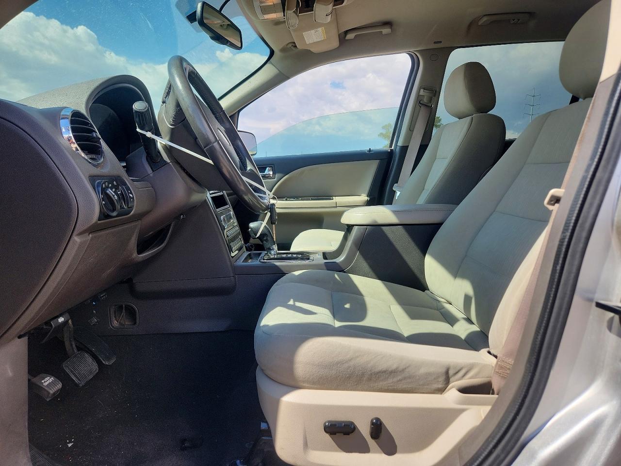 2009 Ford Taurus X Sel - Image 7