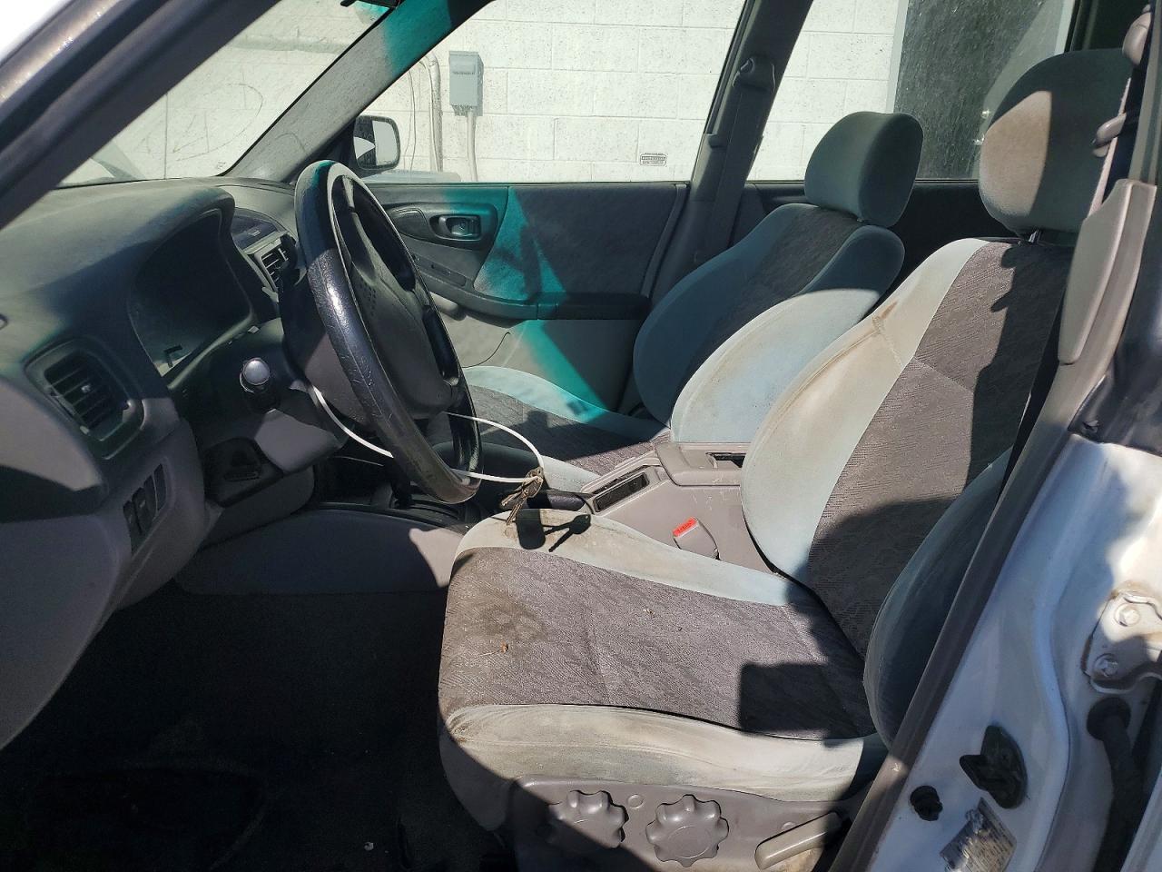 2000 Subaru Forester L - Фото 7