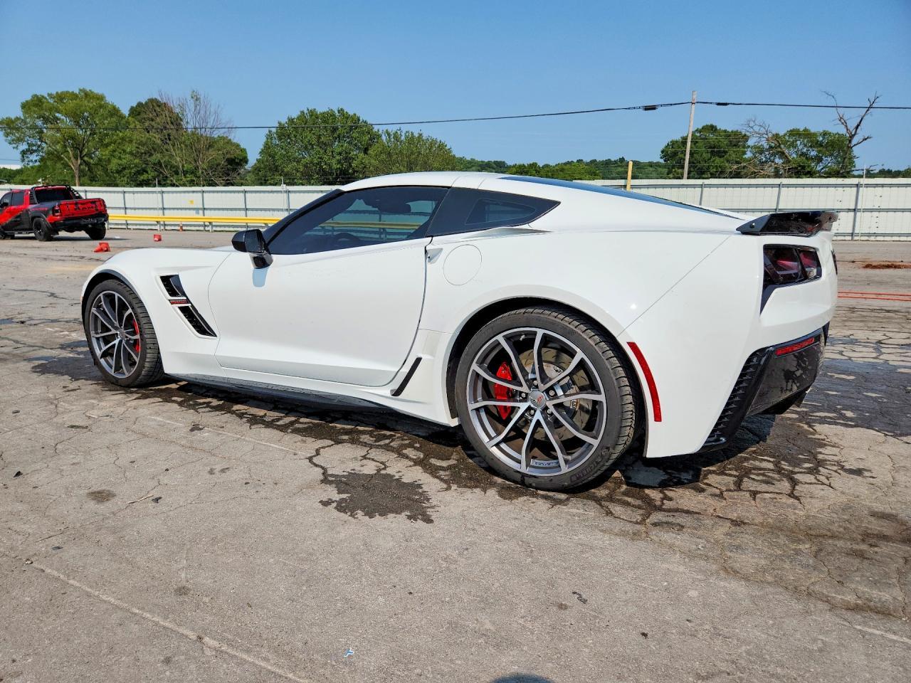 2019 Chevrolet Corvette Grand Sport 1Lt - Фото 2