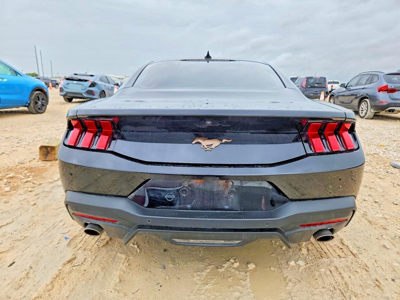 2024 Ford Mustang - Фото 6