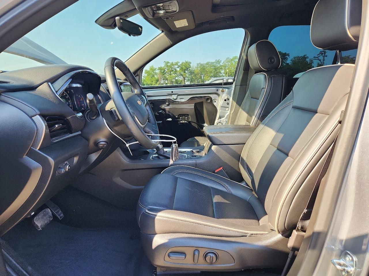 2023 Chevrolet Traverse Premier - Фото 7