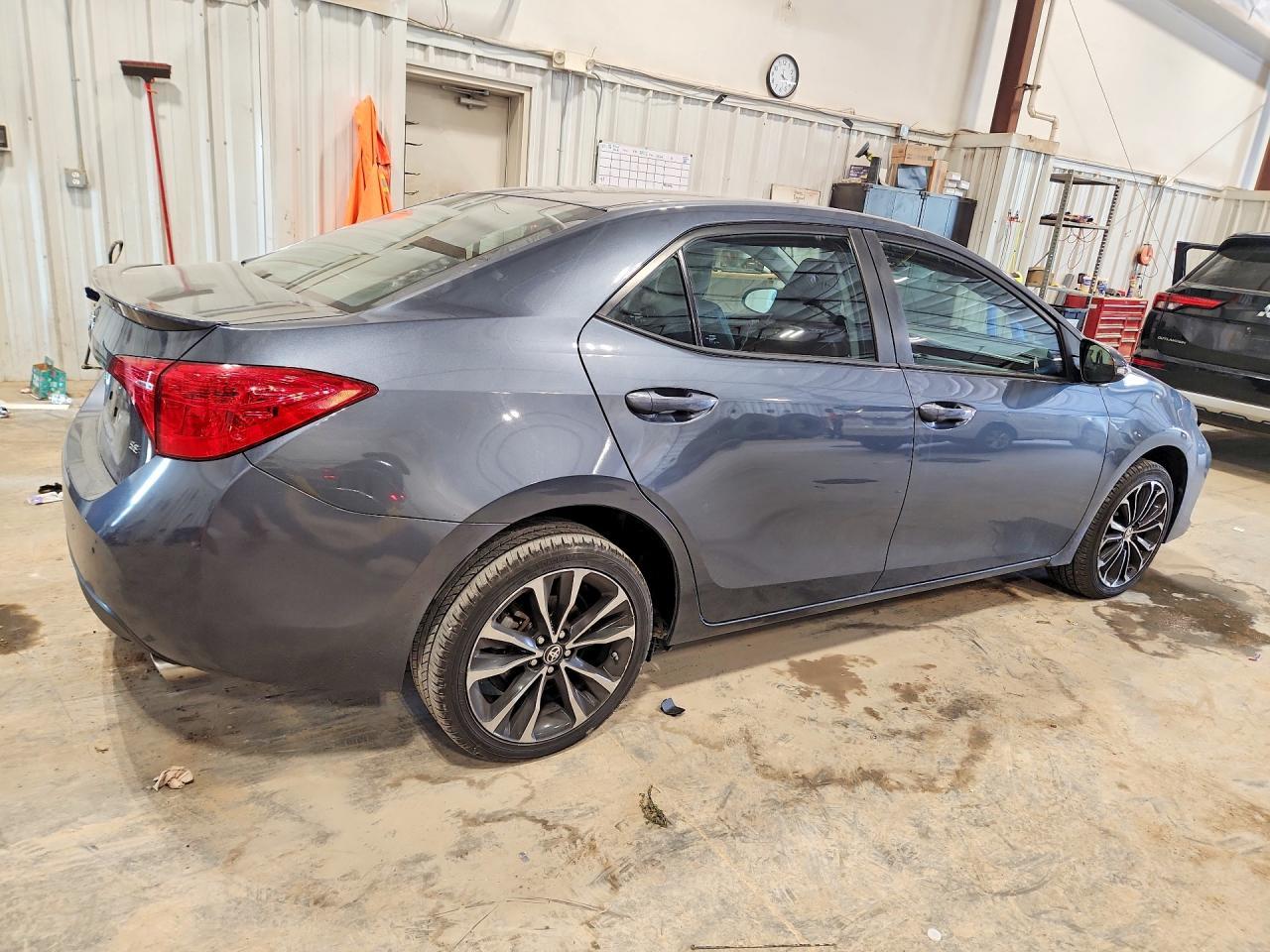 2018 Toyota Corolla Se - Фото 3