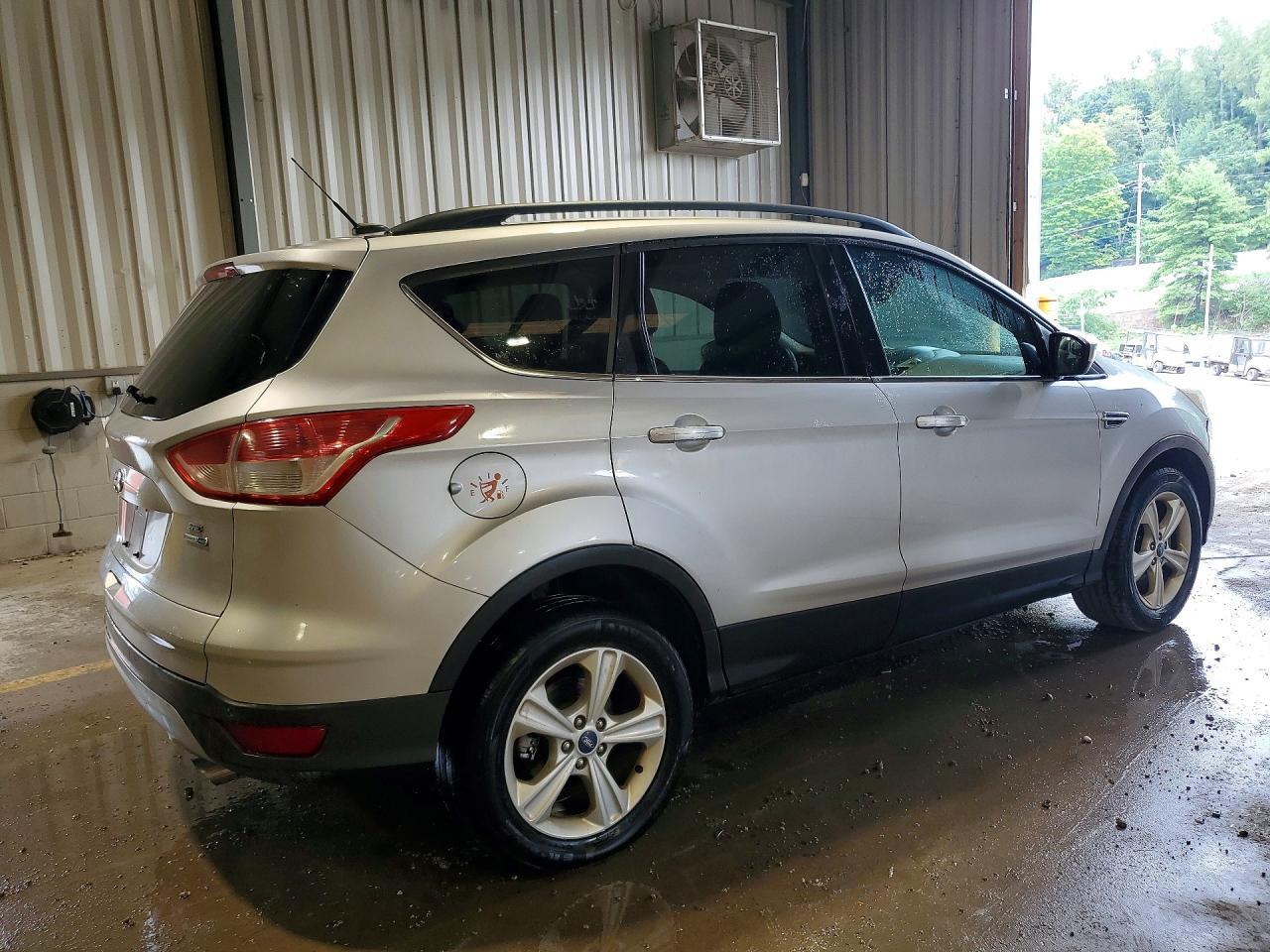 2014 Ford Escape Se - Фото 3