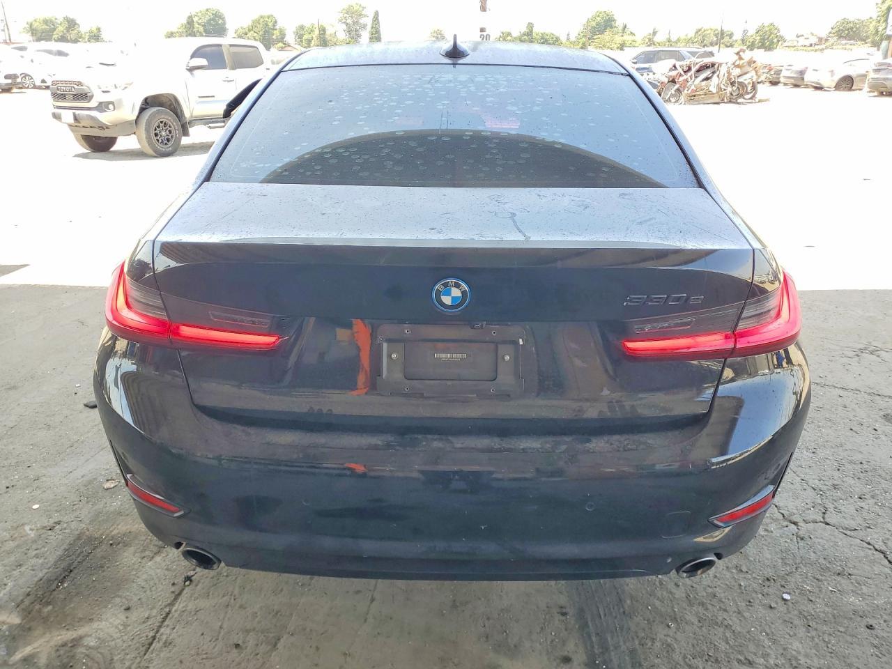 2022 BMW 330E - Image 6
