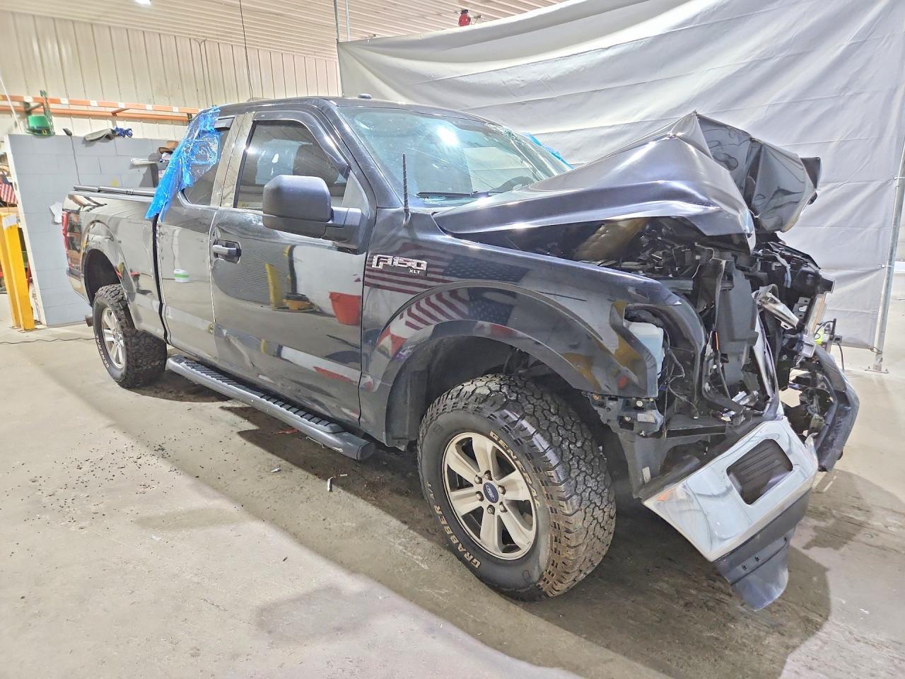 2018 Ford F150 Super Cab - Фото 4