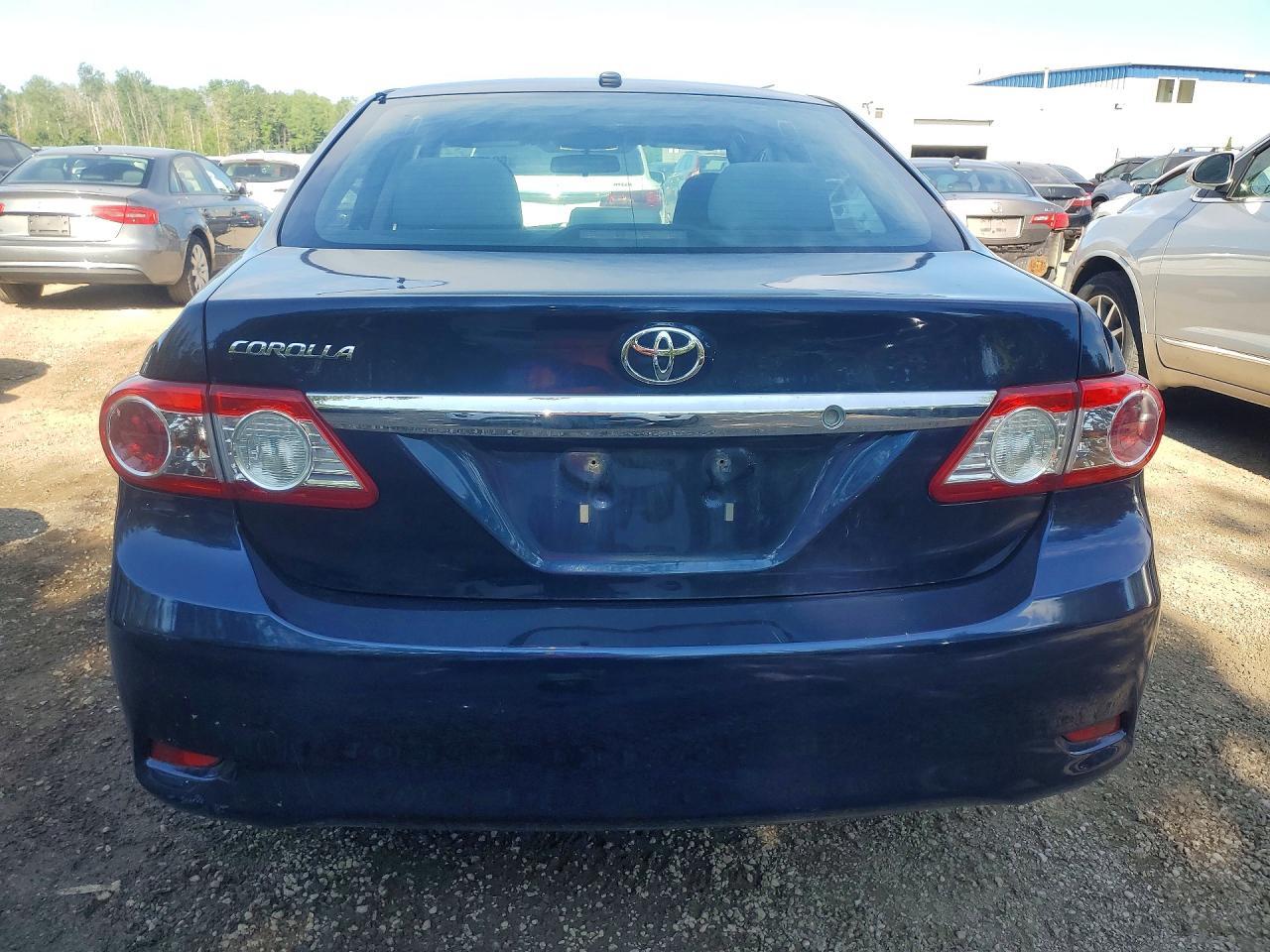 2013 Toyota Corolla L - Фото 6