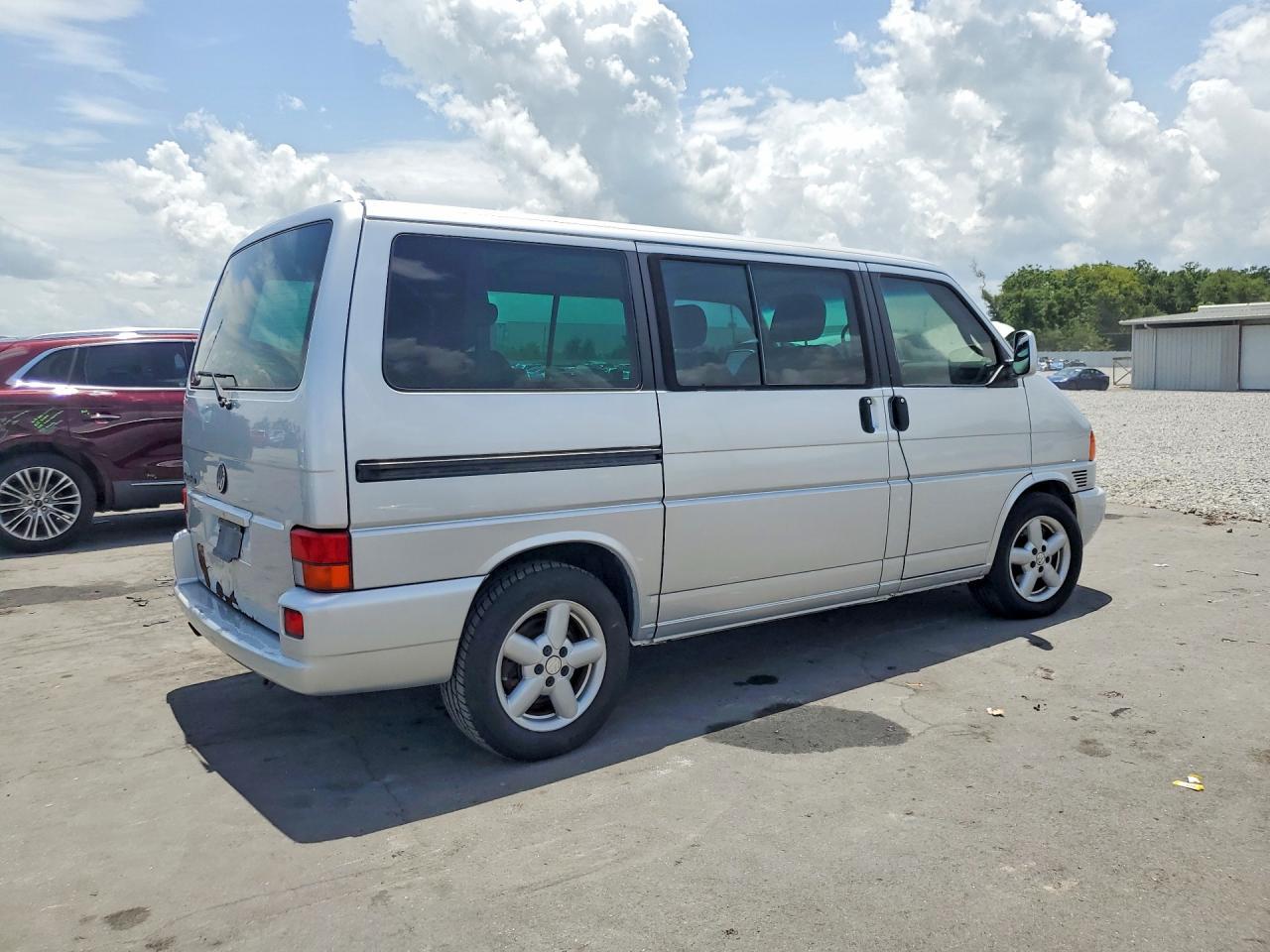 2003 Volkswagen Eurovan Mv - Фото 3