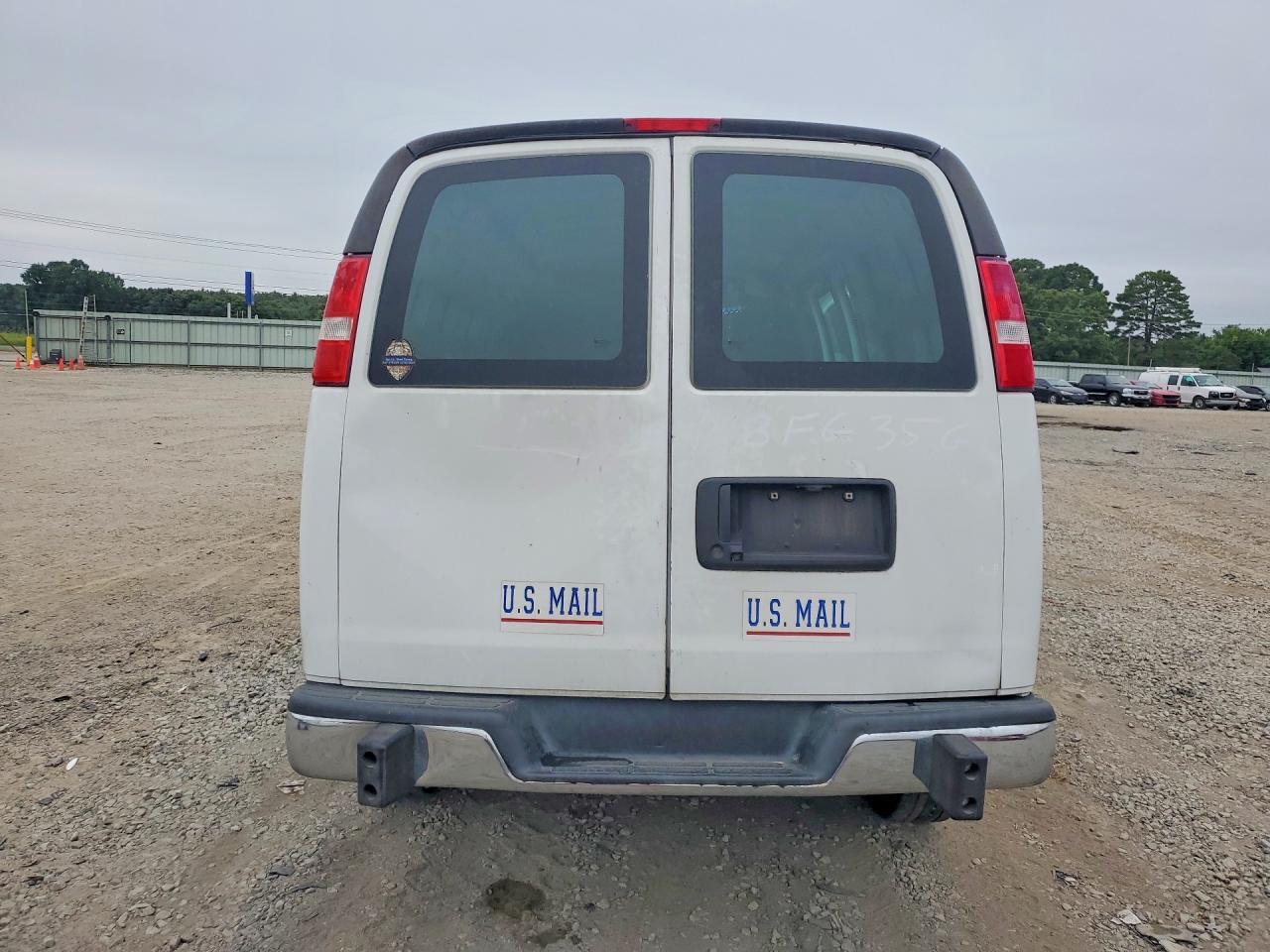 2020 GMC Savana G2500 - Image 6