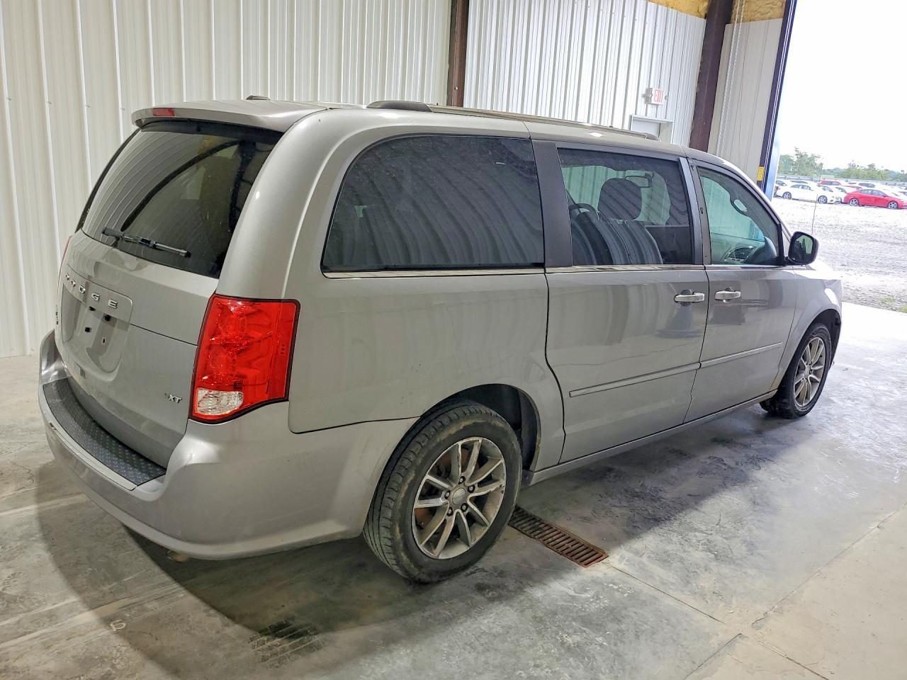 2015 Dodge Grand Caravan Sxt - Фото 3