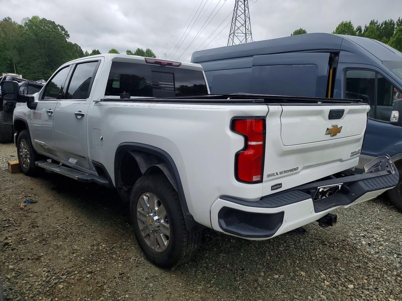 2024 Chevrolet Silverado K2500 High Country - Фото 2