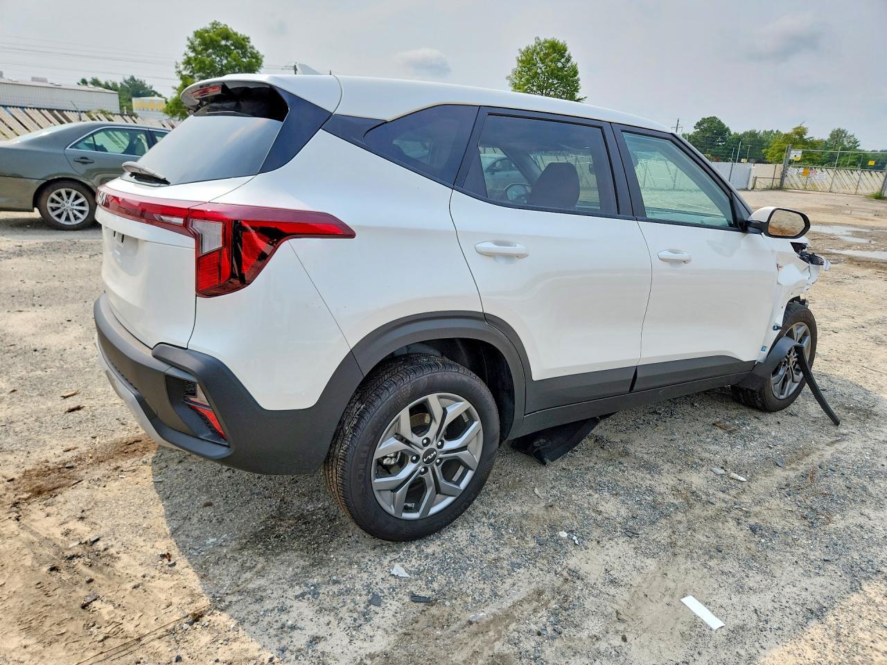 2026 Kia Seltos Lx - Image 3