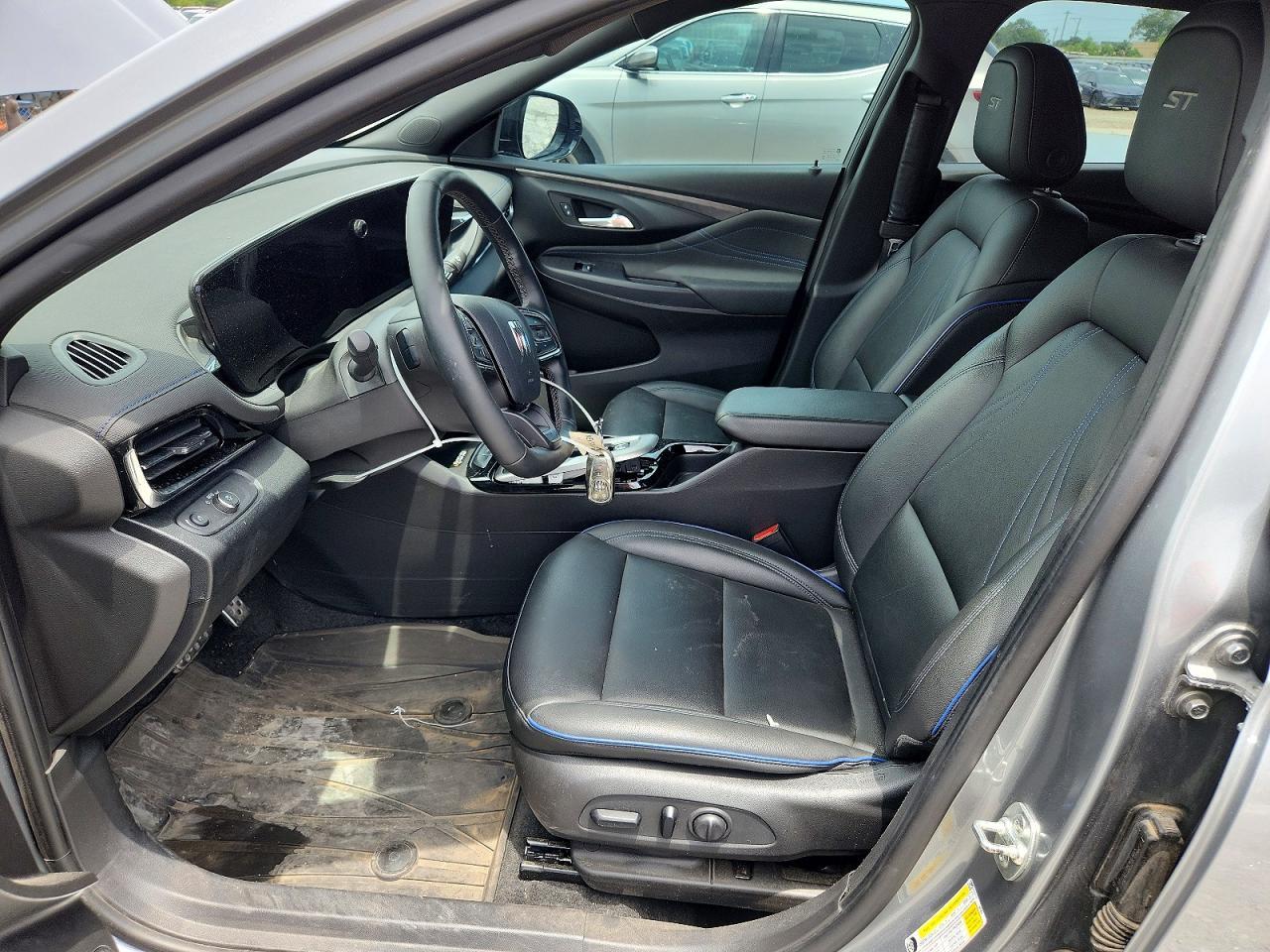 2025 Buick Envista Sport Touring - Image 7