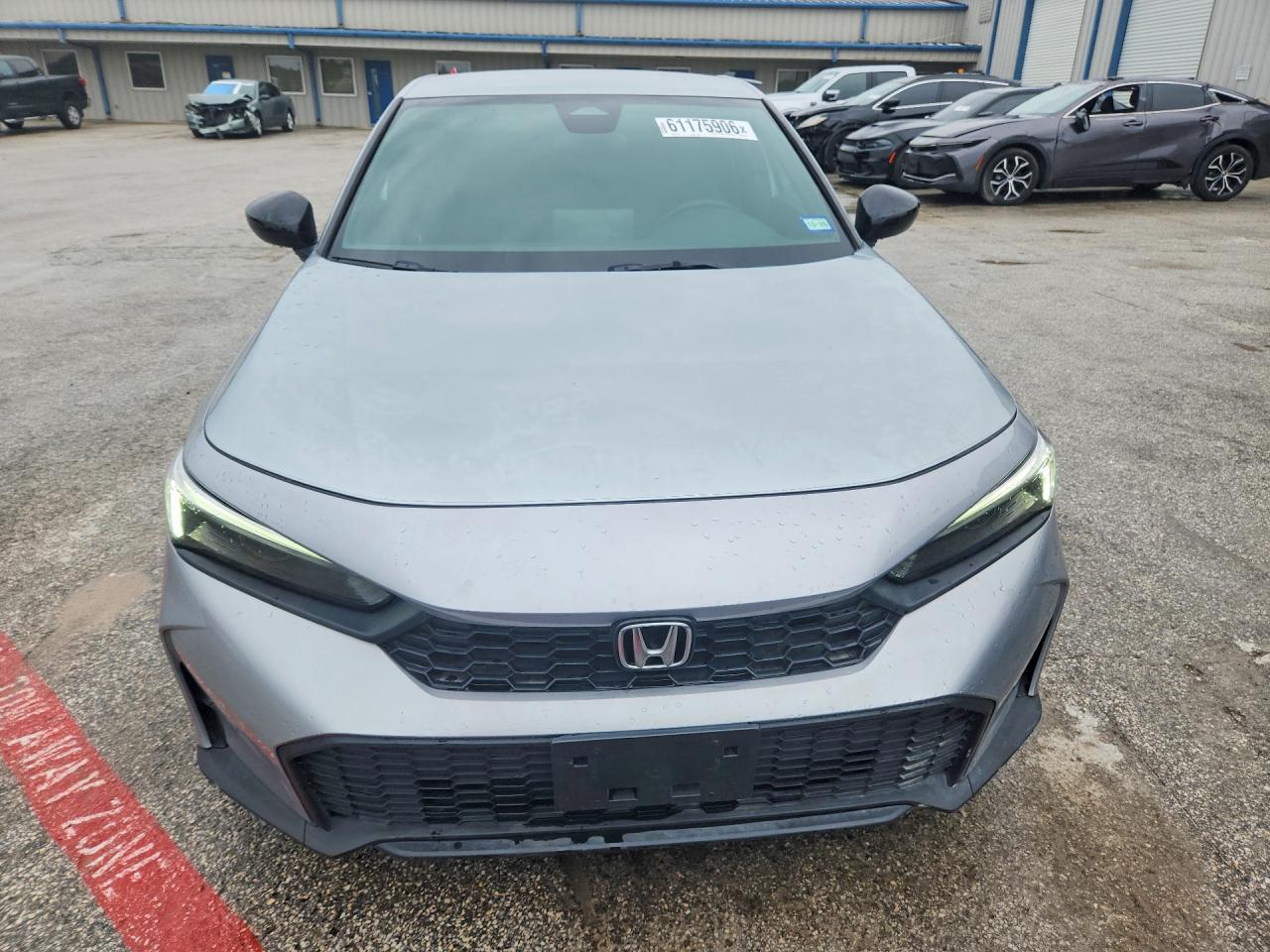 2025 Honda Civic - Фото 5