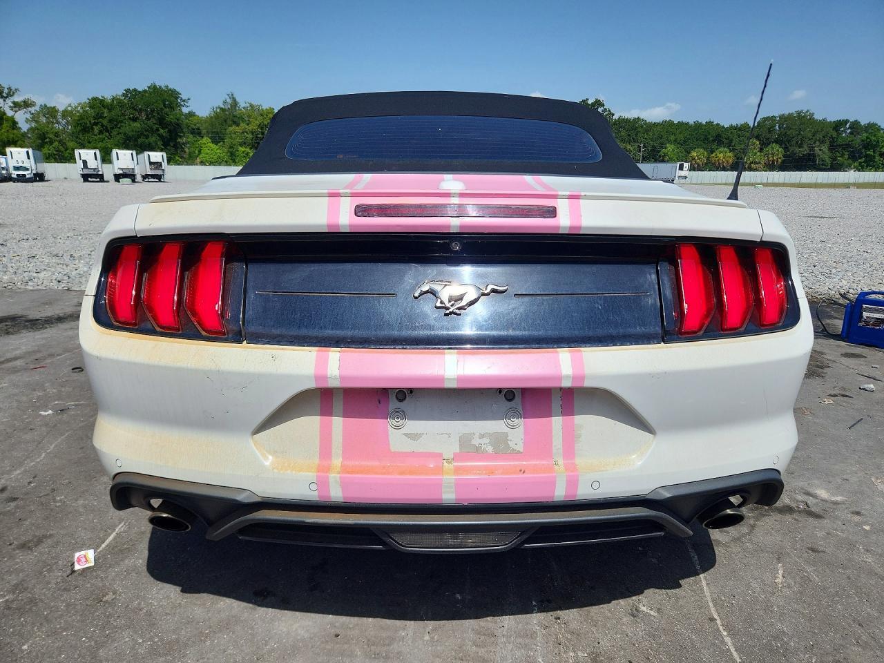 2018 Ford Mustang - Image 6
