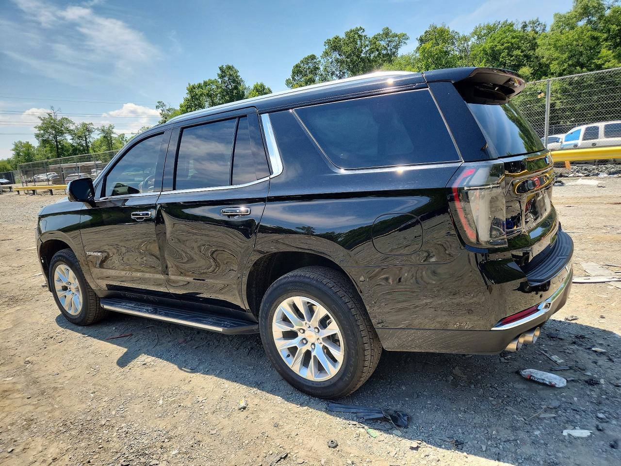 2025 Chevrolet Tahoe K1500 Premier - Фото 2