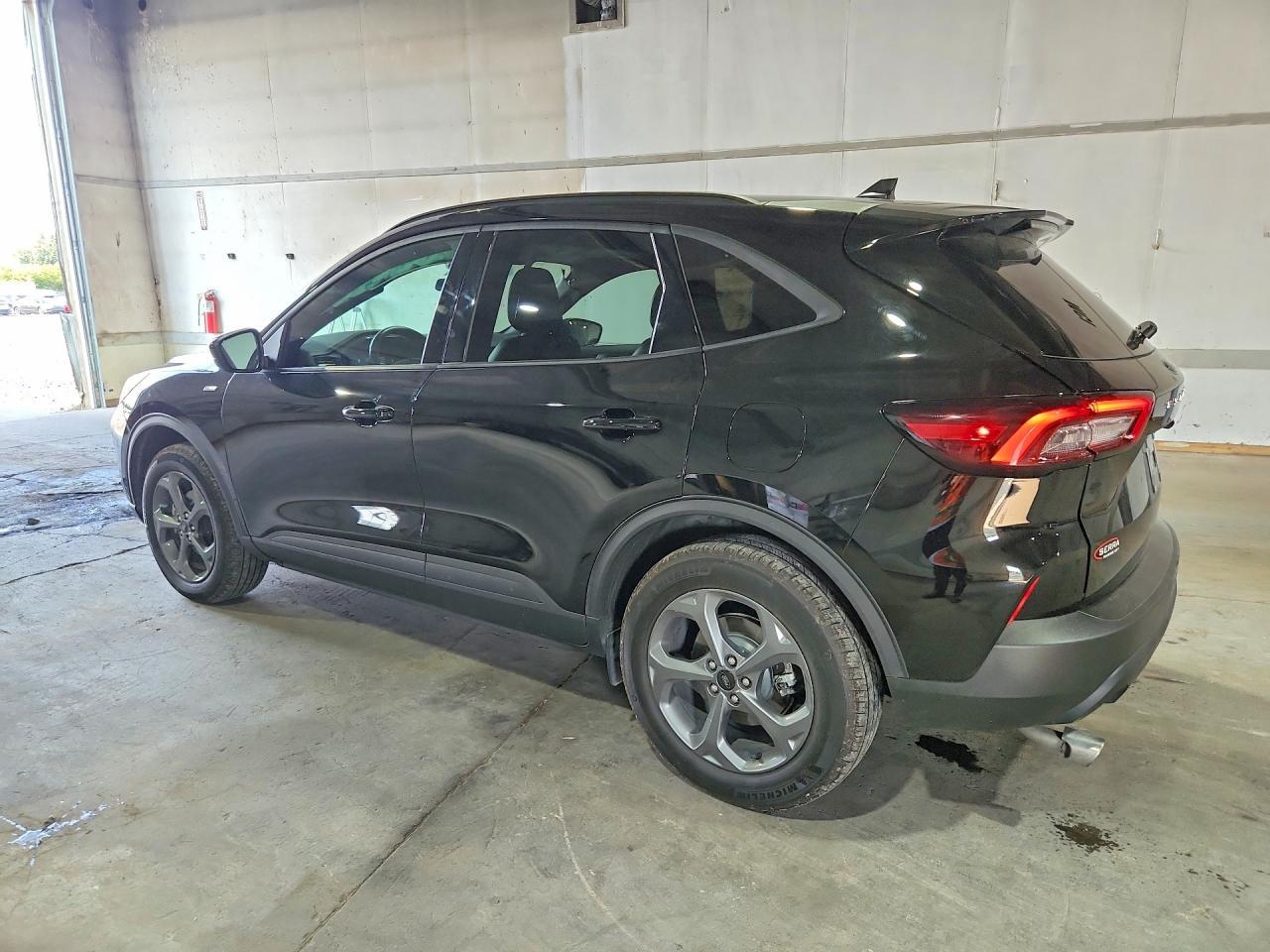 2025 Ford Escape St Line Select - Фото 2