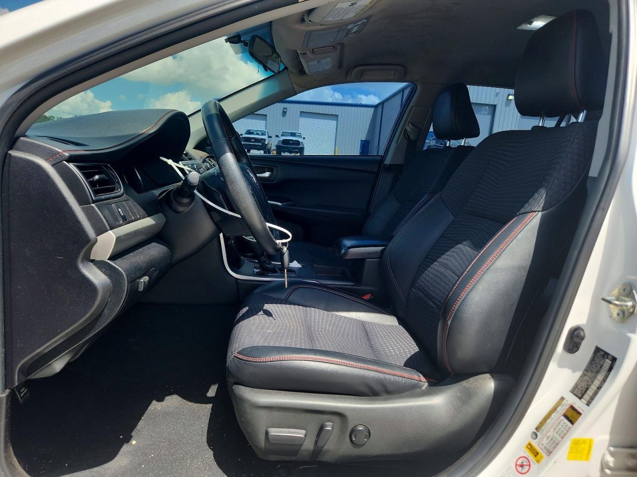 2015 Toyota Camry Se - Фото 7
