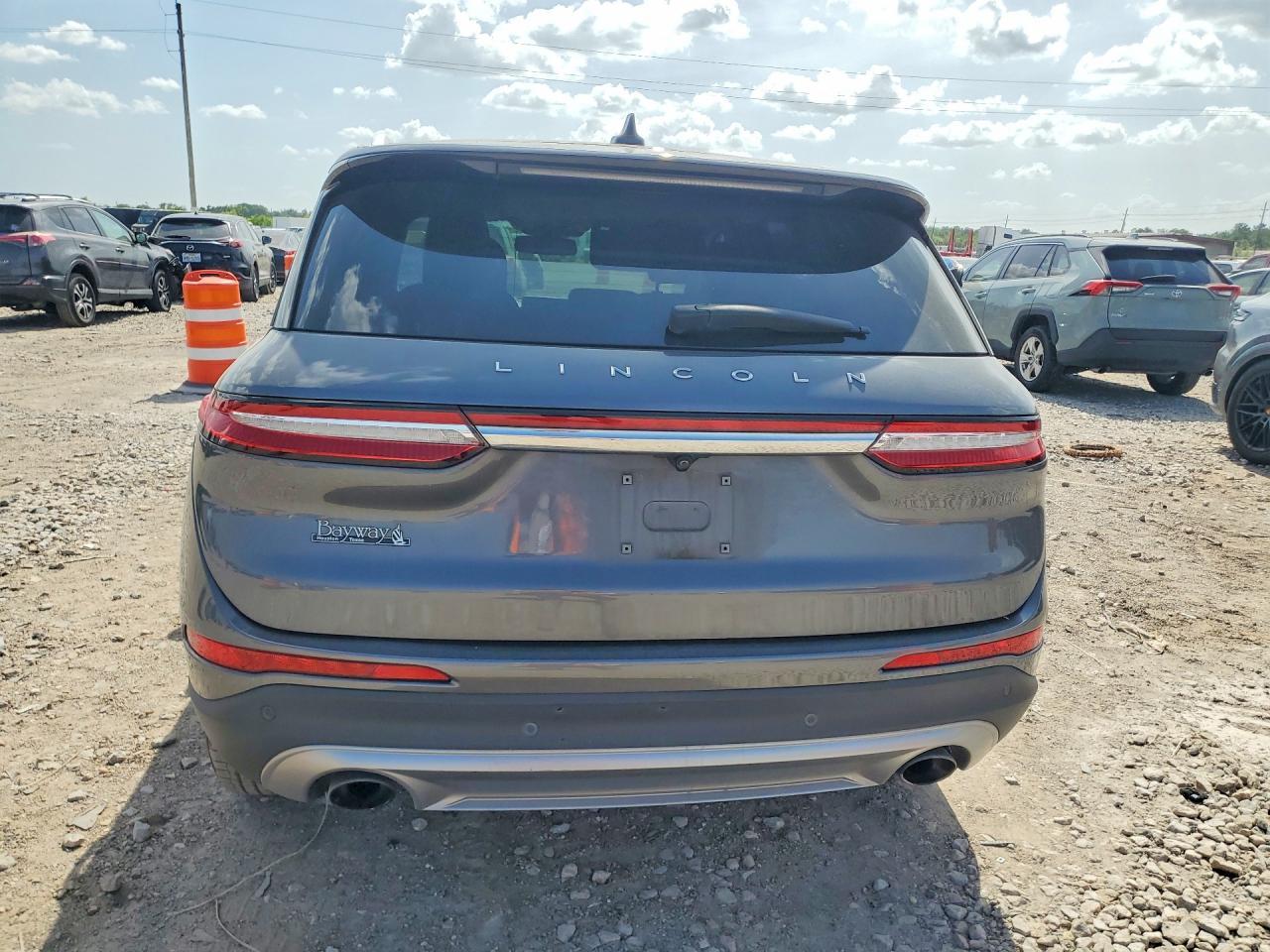 2021 Lincoln Corsair - Image 6