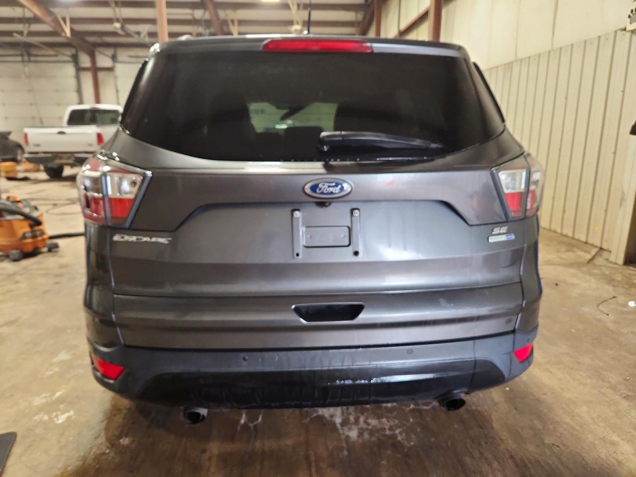 2017 Ford Escape Se - Фото 6