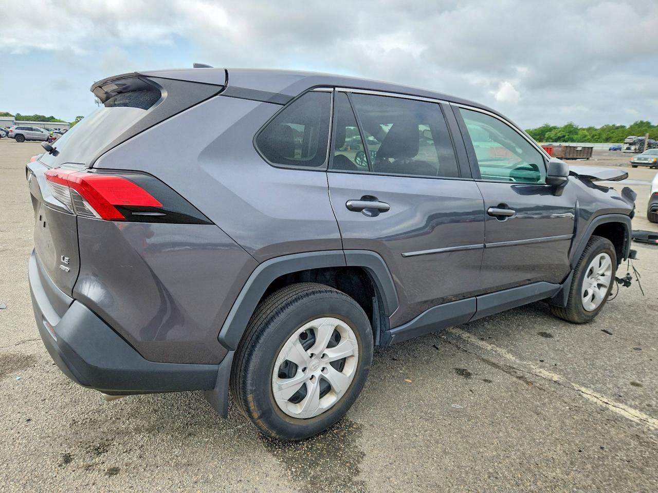 2024 Toyota Rav4 Le - Фото 3
