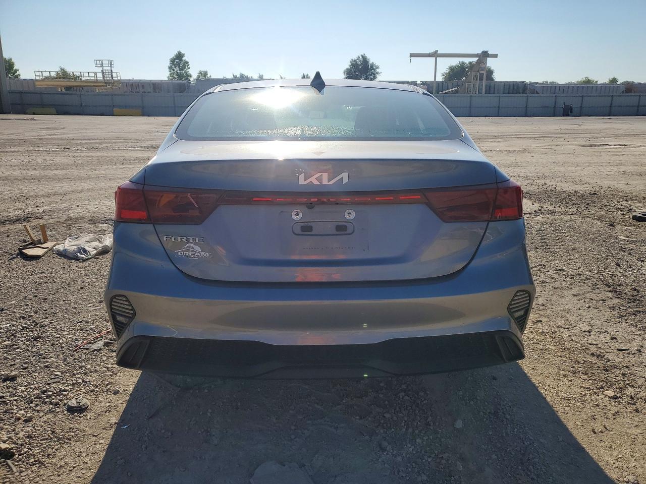 2024 Kia Forte Lxs - Image 6