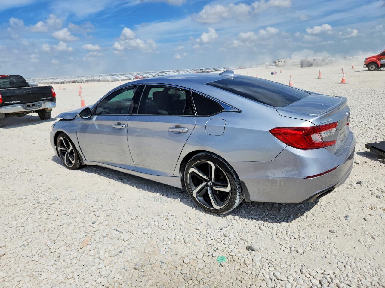2019 Honda Accord Sport - Фото 2
