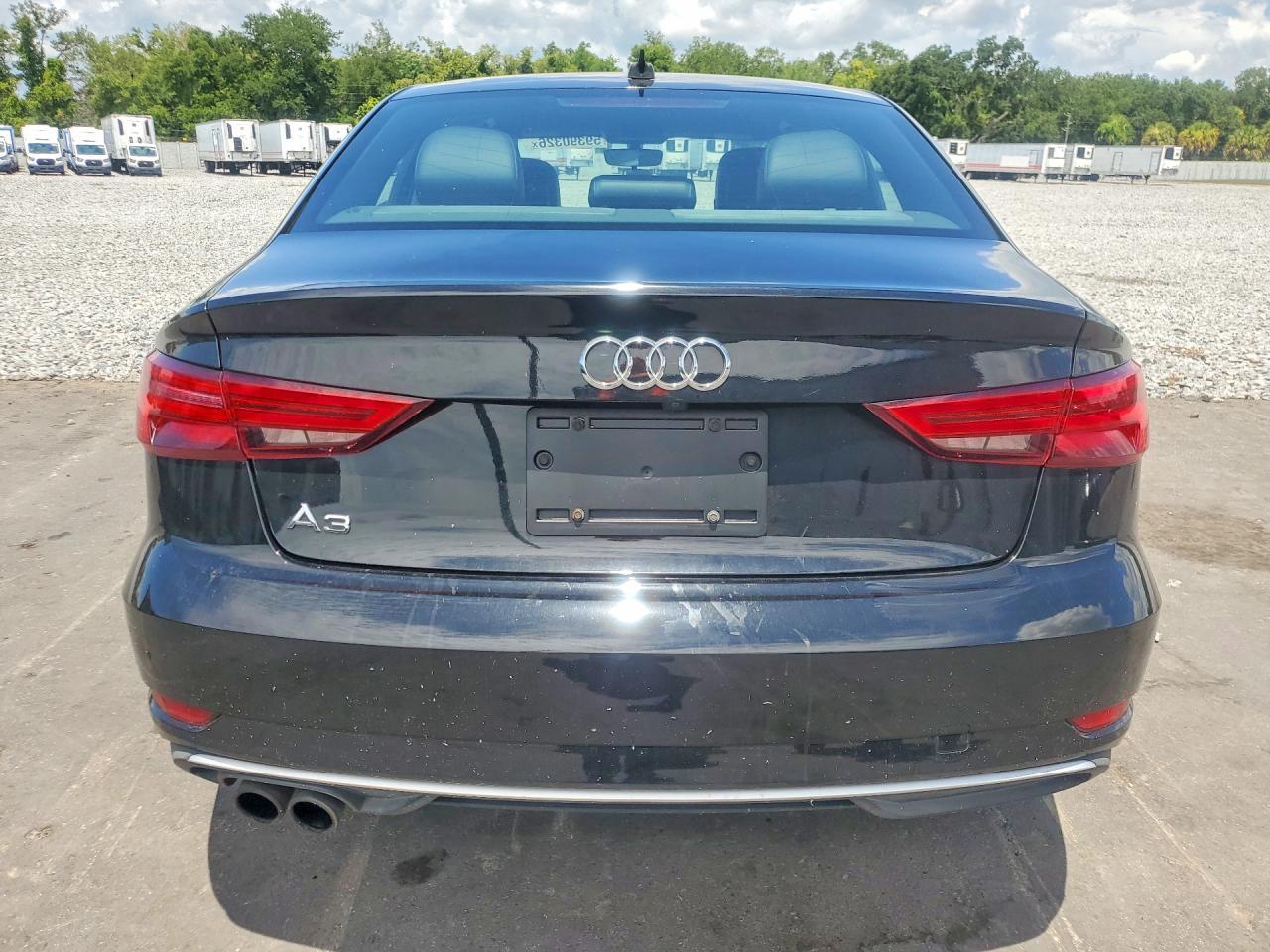 2018 Audi A3 Premium - Фото 6