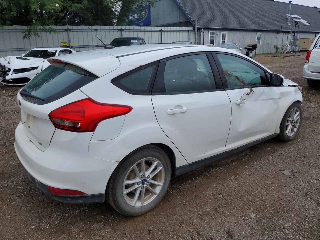 2017 Ford Focus Se - Фото 3