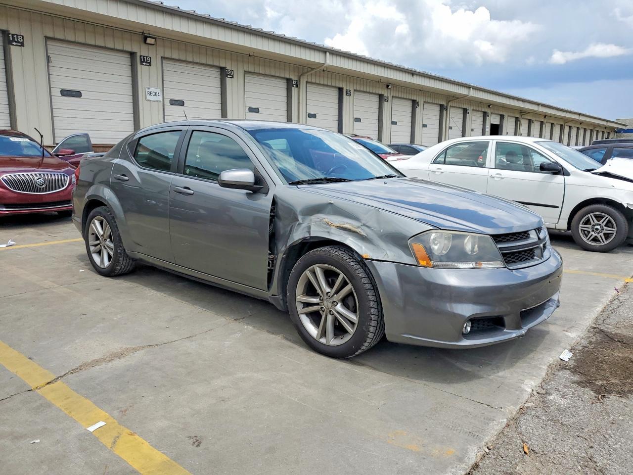 2013 Dodge Avenger Sxt - Фото 4