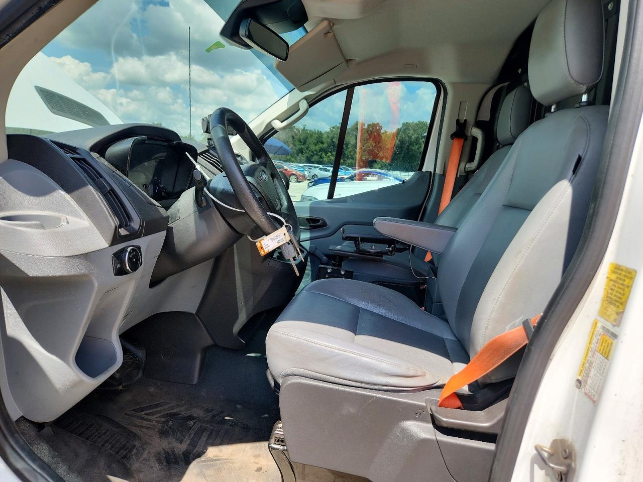 2016 Ford Transit T-150 Cargo - Image 7