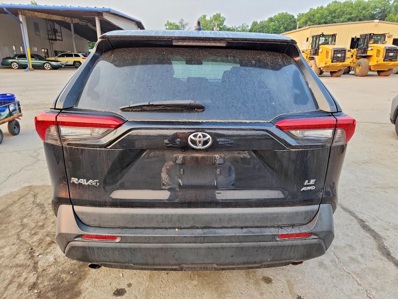 2022 Toyota Rav4 Le - Фото 6