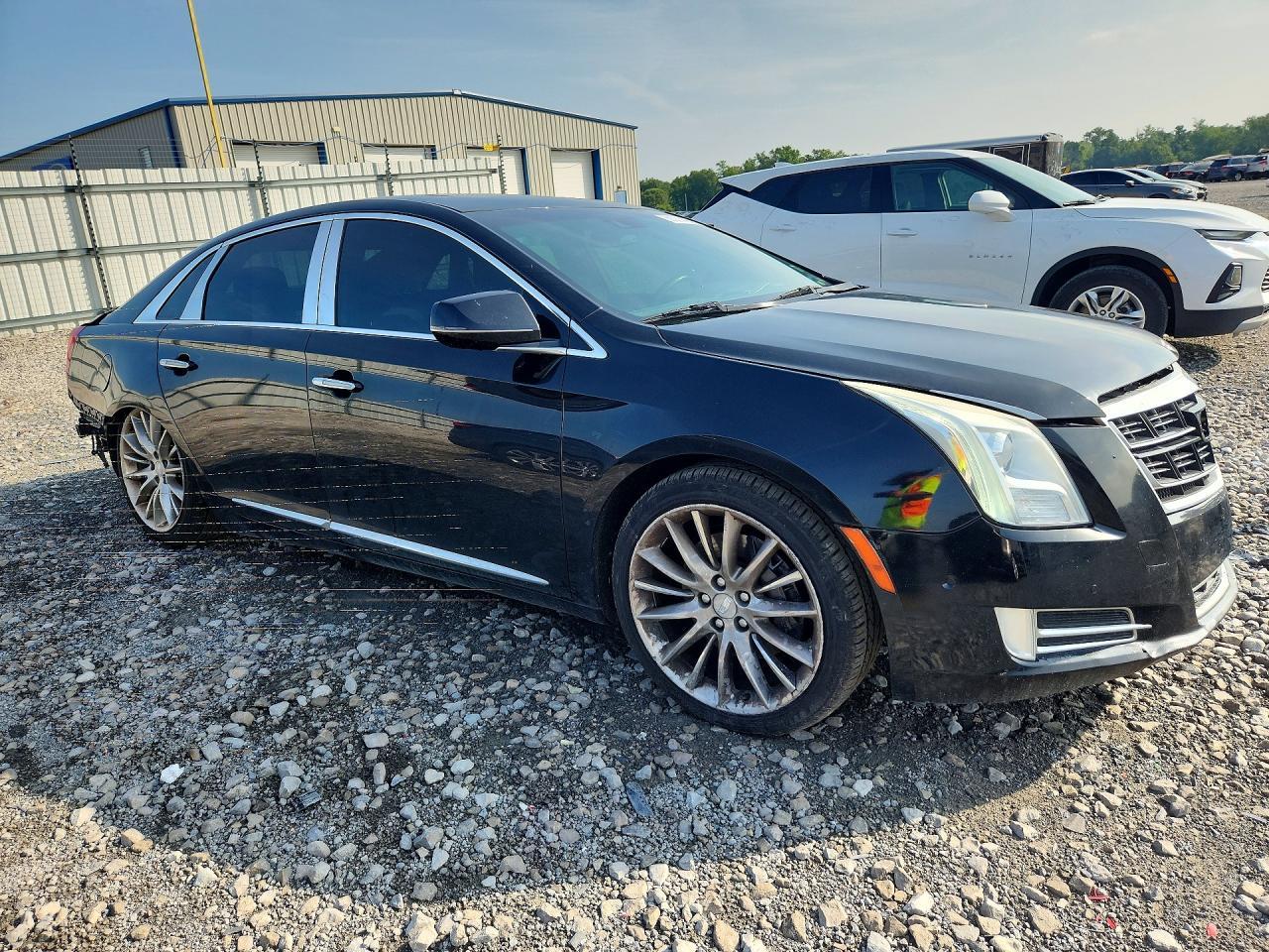 2016 Cadillac Xts Platinum - Image 4