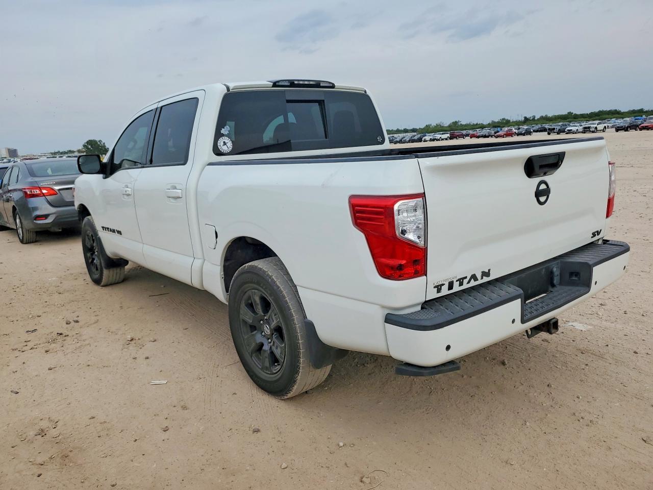 2020 Nissan Titan Sv - Image 2
