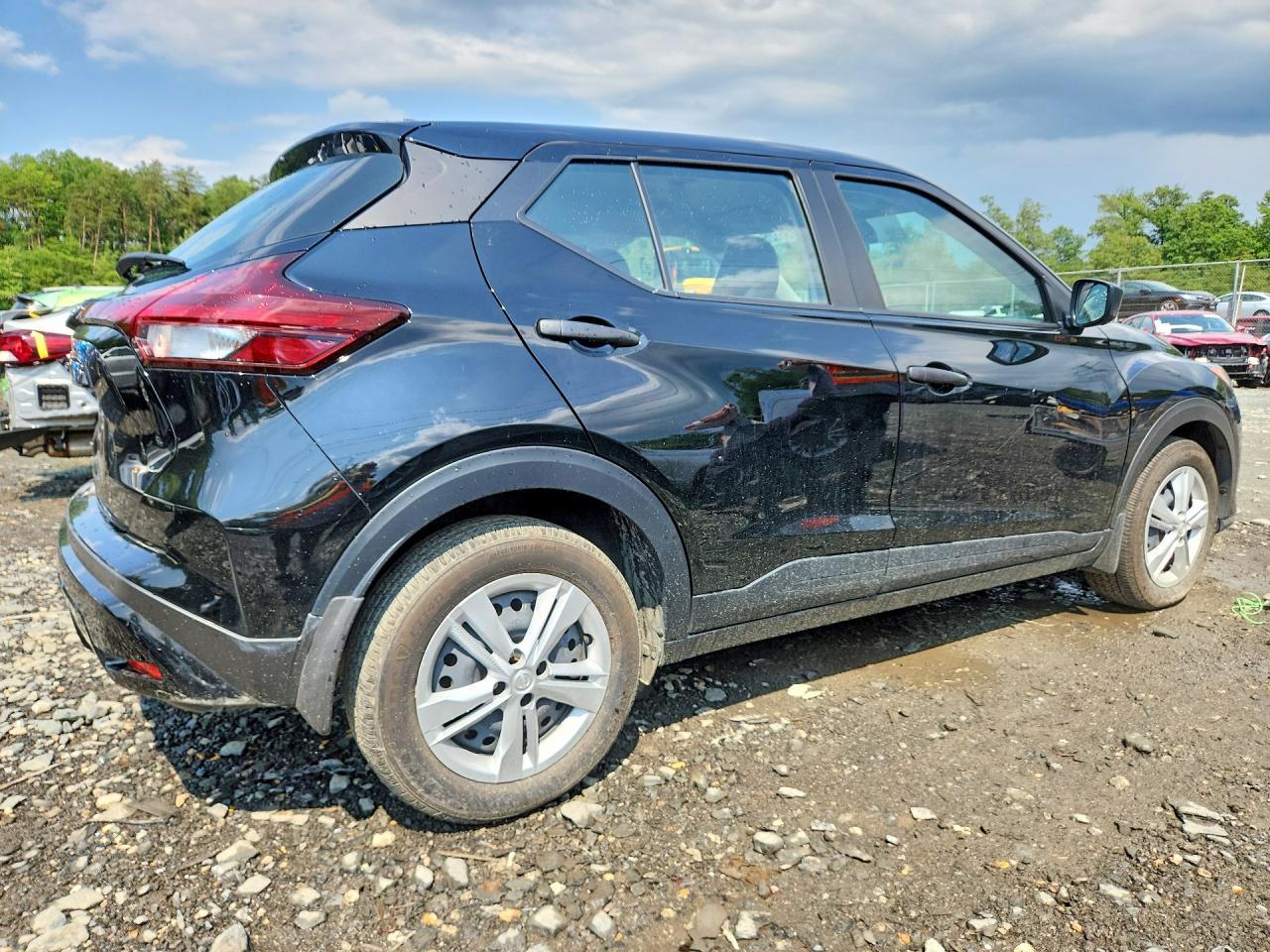 2023 Nissan Kicks S - Фото 3