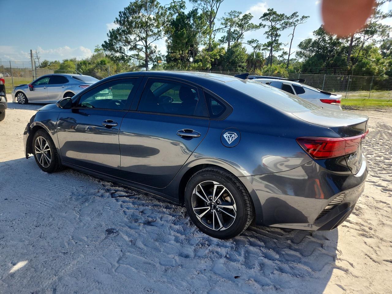 2023 Kia Forte Lxs - Фото 2