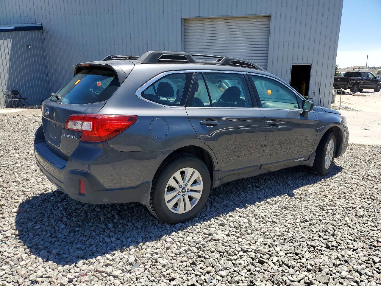 2018 Subaru Outback 2.5I - Фото 3