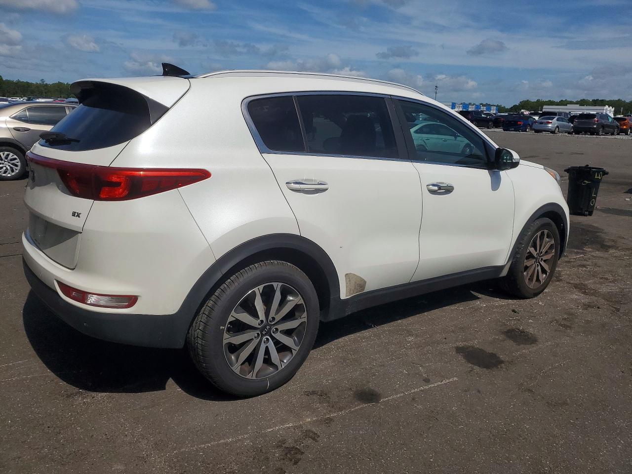 2017 Kia Sportage Ex - Фото 3