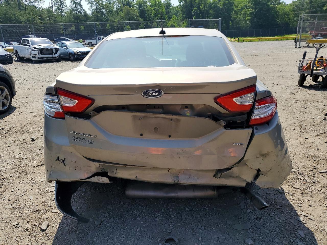 2015 Ford Fusion Se - Фото 6