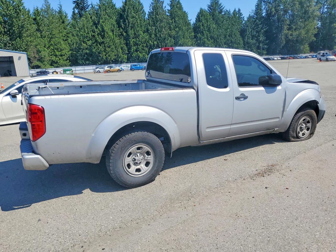 2017 Nissan Frontier S - Фото 3