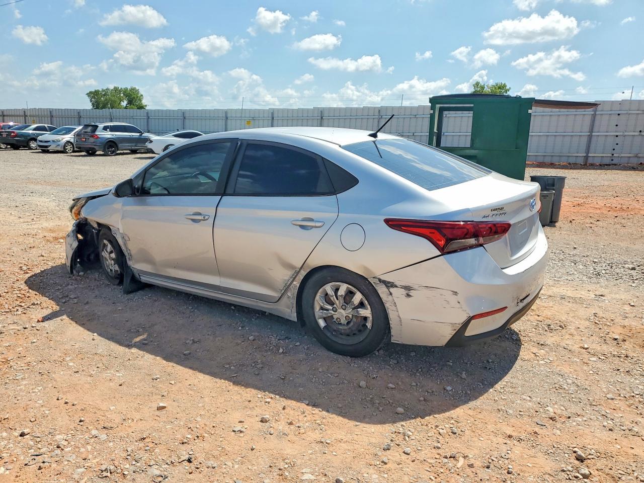 2019 Hyundai Accent Se - Фото 2