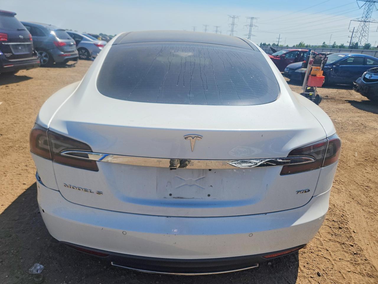 2015 Tesla Model S 70D - Image 6